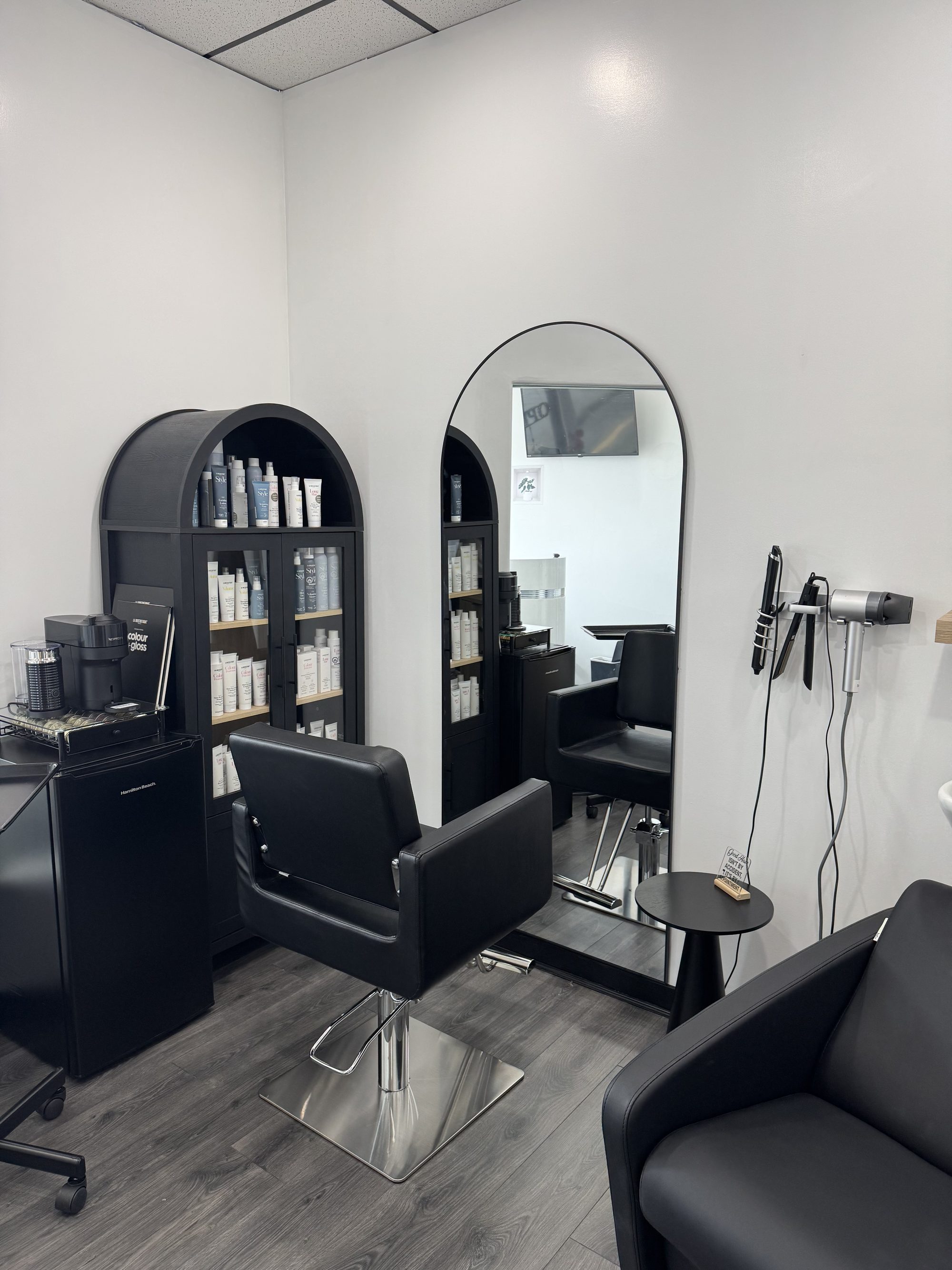 David Benjamin Hair styling station